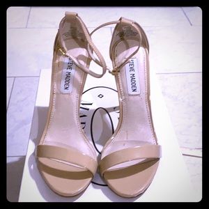 Steve Madden Stecy Blush patten sheels